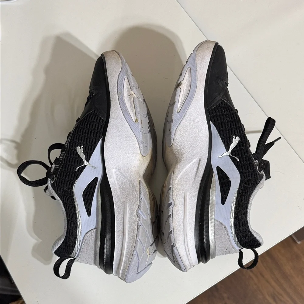 PUMA Black and Gray Athletic Shoes